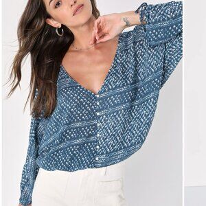 Lulu's Carrissa Blue Print Long Sleeve Button Front Top XS